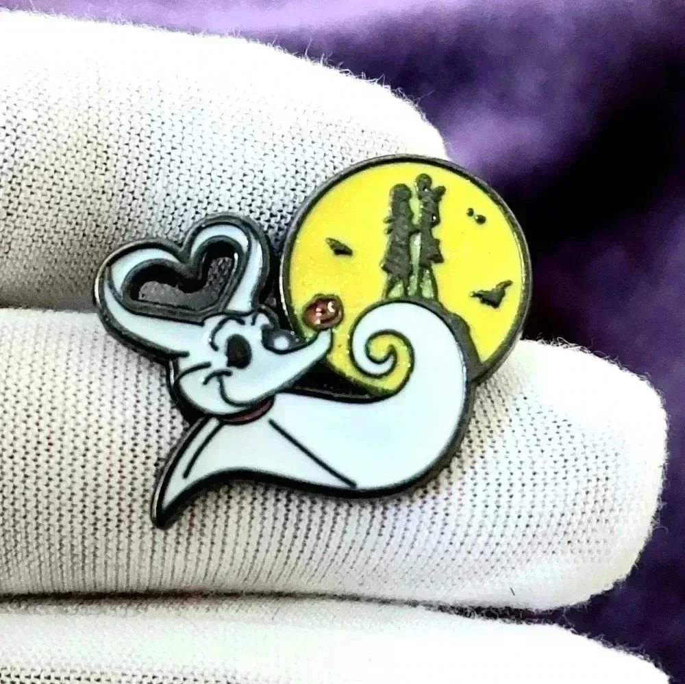 Nightmare B4 Christmas Zero Jack Sally pin